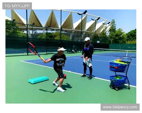 南京网球队分享比赛经验与成长故事聚焦网球的精彩瞬间与团队精神